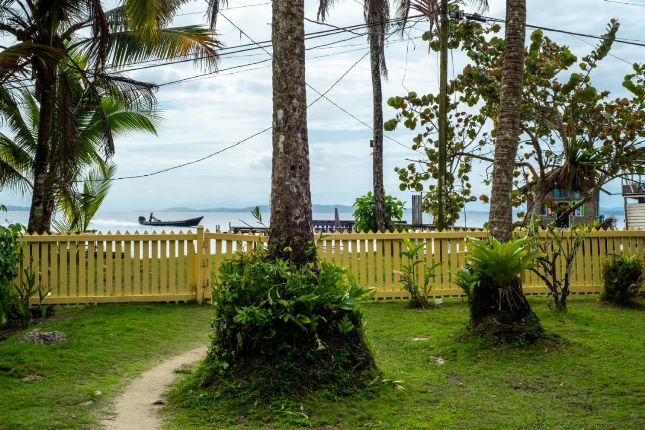 Hotel Tierra Verde Bed And Breakfast Bocas Town Ngoại thất bức ảnh