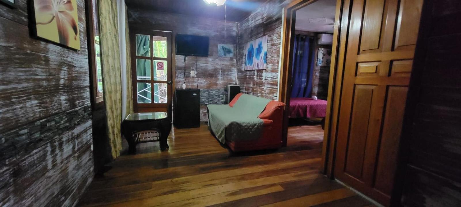 Hotel Tierra Verde Bed And Breakfast Bocas Town Ngoại thất bức ảnh